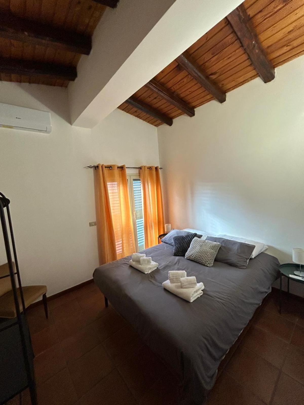 Otium54 Apartment Ragalna Esterno foto